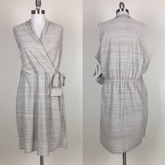 Misook Dresses & Skirts - Exclusively Misook Surplice Faux Wrap Dres…